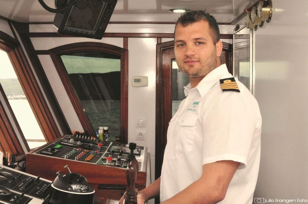 Duje Mladin